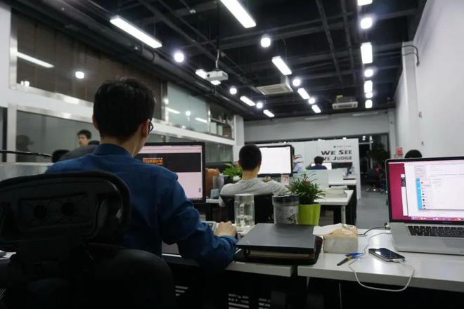 打破國外技術壟斷！松江企業憑借自主網絡技術研發斬獲全國大獎